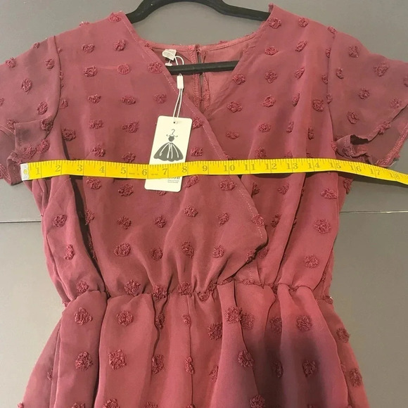 Angashion Maroon V-neck Polka Dot Romper Size Small - Picture 10 of 11